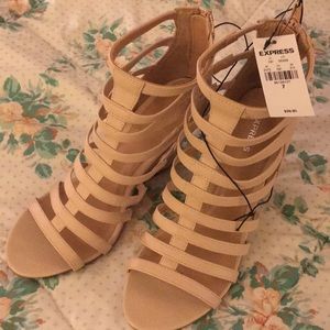 Express wedge sandal